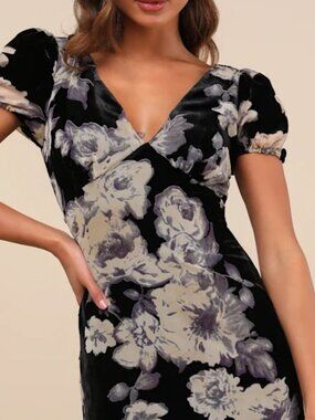 LULUS Black Floral Burnout Velvet Midi Dress XS
